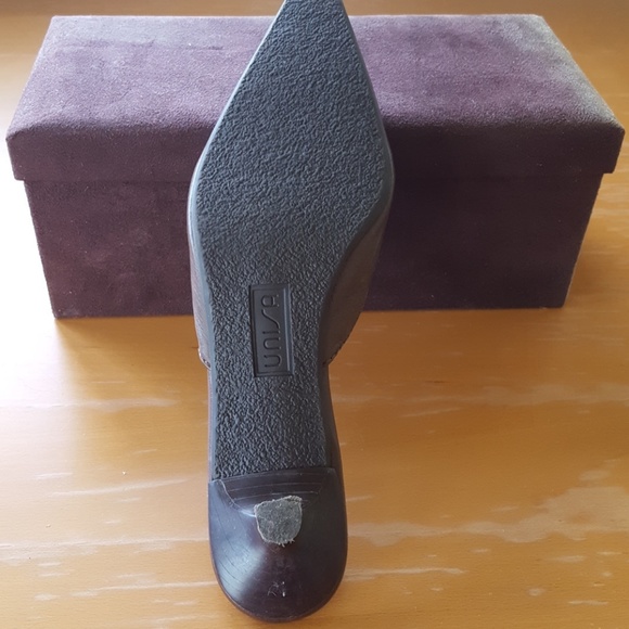 Shoes - Picture 5 of 7